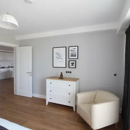 Elia Apartman