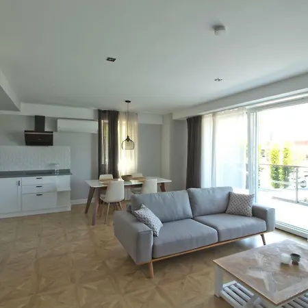 Elia Apartman